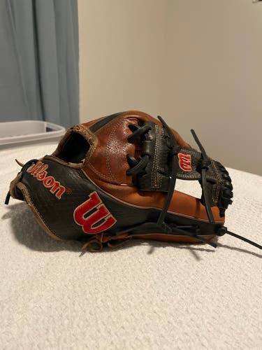 Wilson A2K 1787 11.75” Infield Mitt/Glove