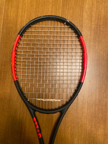 Unisex Wilson Pro staff 97 v11 Tennis Racquet