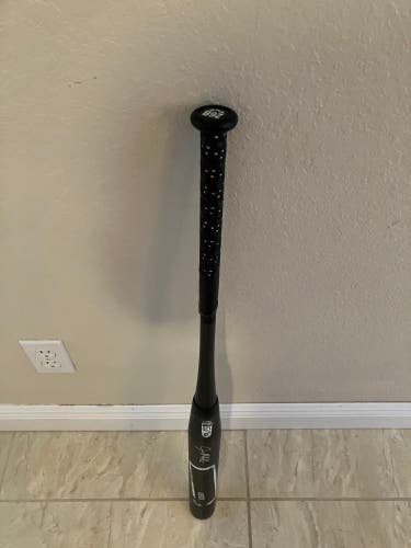 Monsta (-8) 26 oz 34" Blacklisted Slowpitch Softball Bat USSSA