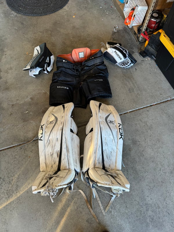 goalie gear hockey | SidelineSwap