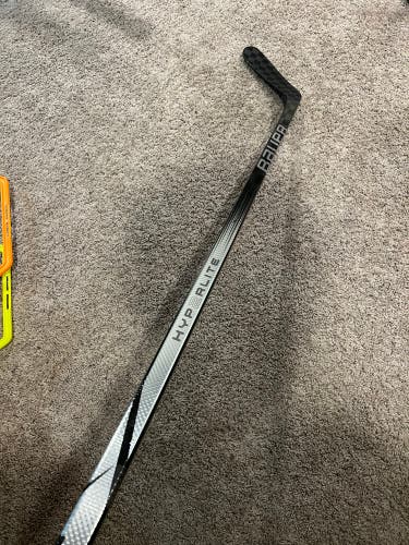 Bauer sync dressed as Bauer hyperlite 2 P90tm 77 flex