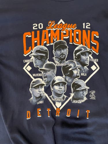 MLB Tigers Championship Blue Used Men's  Shirt
