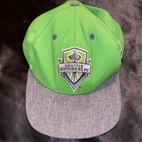 Addidas Seattle Sounders FC Green & Grey Heathered Bill SnapBack Hat
