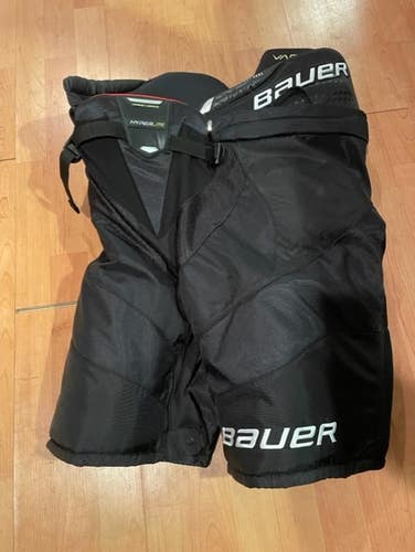 Senior New Large Bauer Vapor Hyperlite Hockey Pants