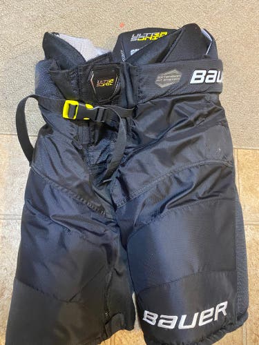 Medium Bauer Supreme Ultrasonic Hockey Pants Mach