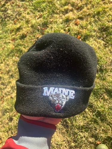 University of Maine Orono vintage starter winter hat small