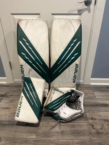Bauer Pro Stock Jake Oettinger Hyperlite Full Set