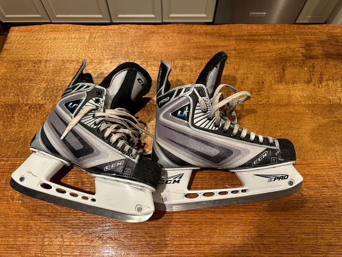 Senior CCM Regular Width Pro Stock 8 U+ Pro Hockey Skates