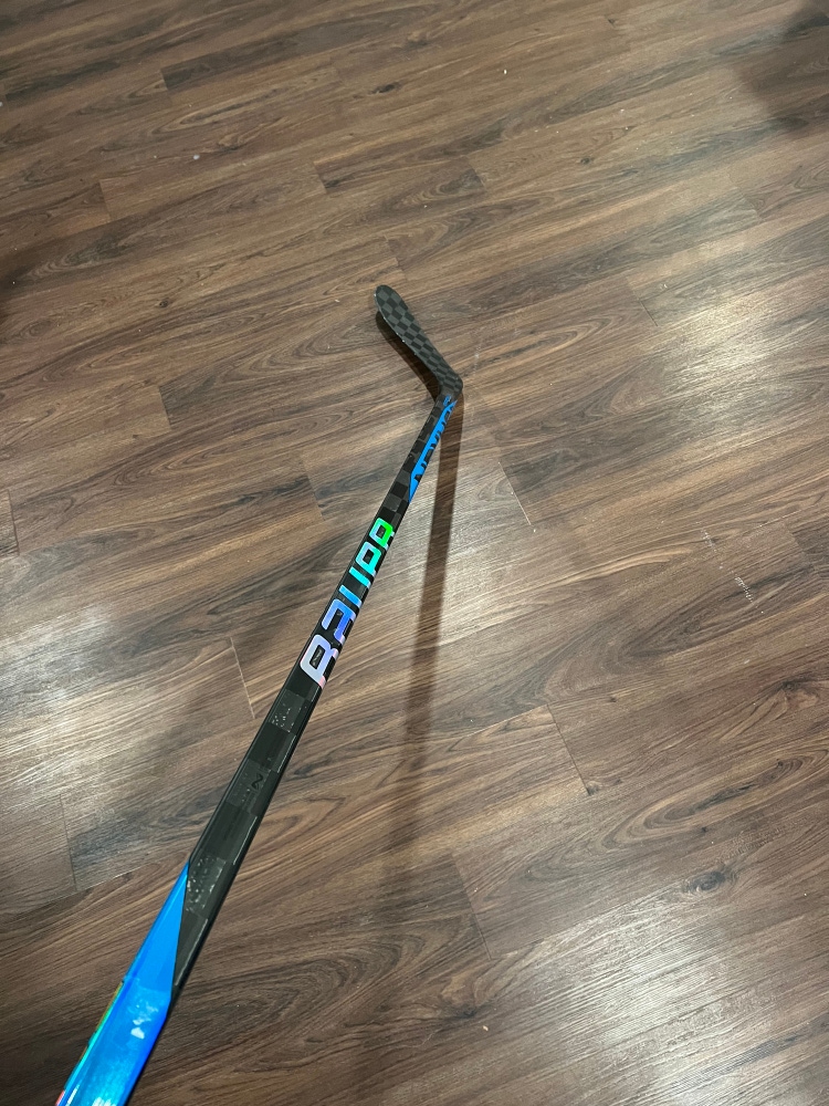Senior Left Hand P28  Nexus Sync Hockey Stick