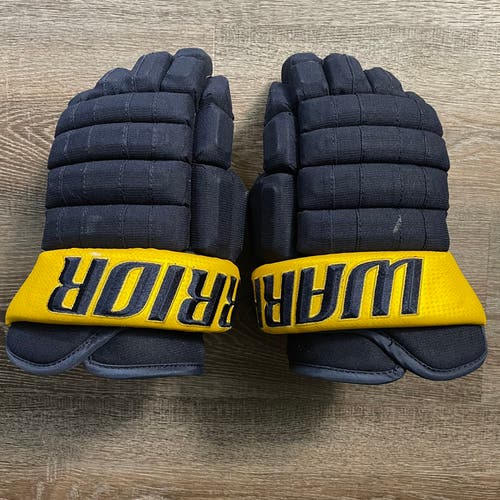 Pro Stock Nashville Predators Warrior Bonafide X Gloves 14"