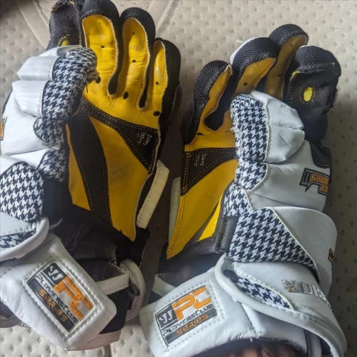 Used Warrior Macdaddy Lacrosse Gloves 13"