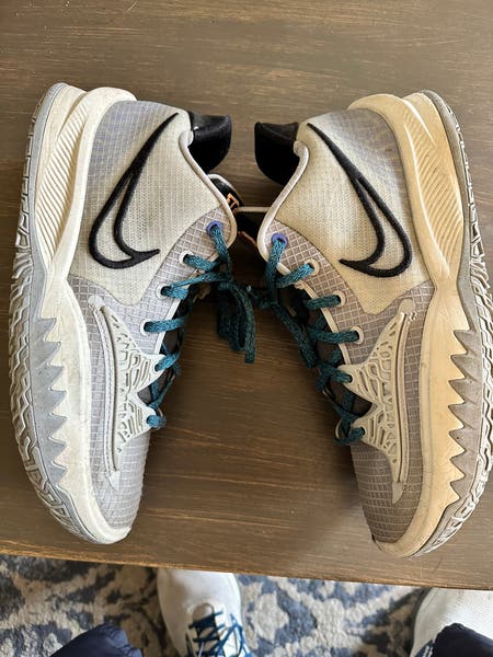 Nike Kyrie 4 Low | SidelineSwap | Buy and Sell on SidelineSwap