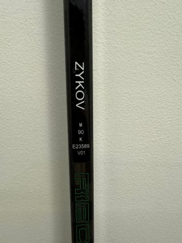 CCM Trigger 4 Pro Pro Stock 90 Flex