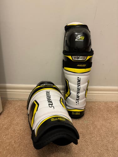 New Bauer 15" Supreme 2S Pro Shin Pads