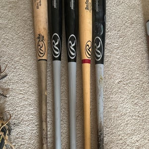 Lot Of 32” Rawlings Wood Bats *READ DESCRIPTION*