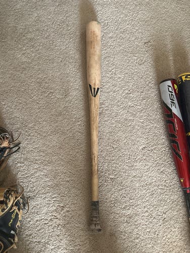 Easton 243 32” Wood bat