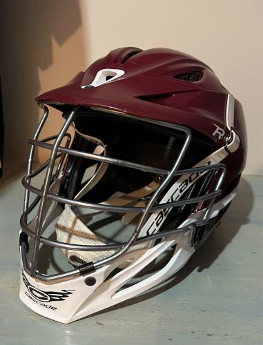 Player's Cascade R Helmet