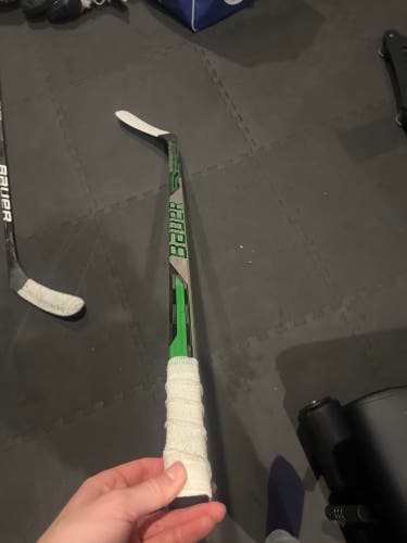 Intermediate Left Hand P88 Sling Hockey Stick