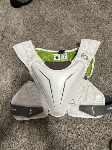 Adult Large Maverik M5 Shoulder Pads