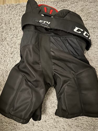 Junior Large CCM Jetspeed FT4 Hockey Pants