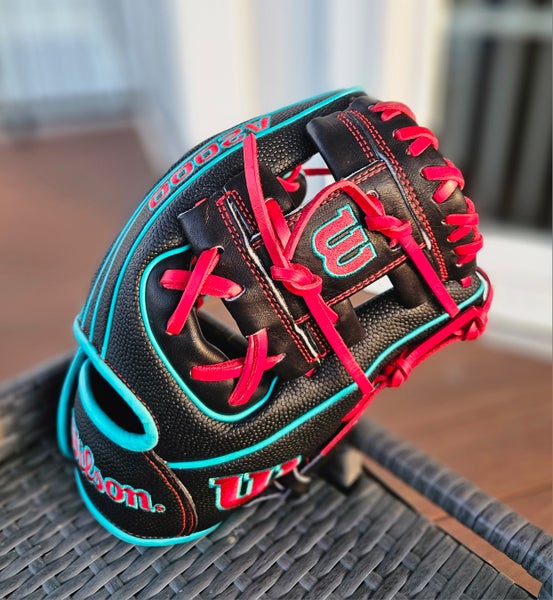 New Right Hand Throw Wilson Infield A2000 Baseball Glove 11"