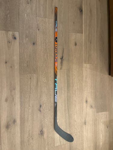 Junior Left Hand P28  Hzrdus 9X Hockey Stick