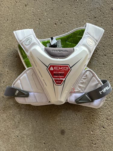 New Large Maverik MAX EKG Shoulder Pads