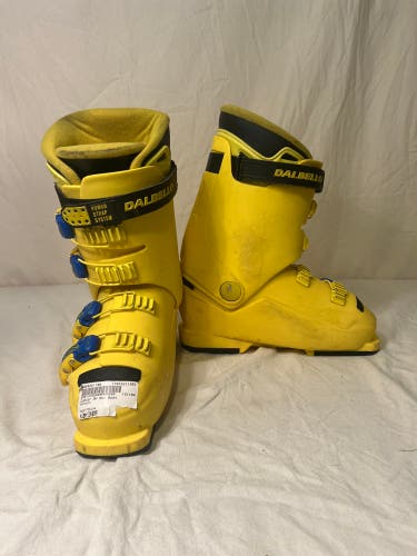 Junior's DX 4 Performance Ski Boots