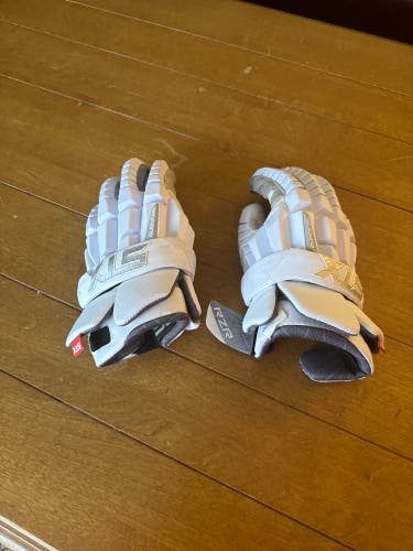 STX RZR Gloves