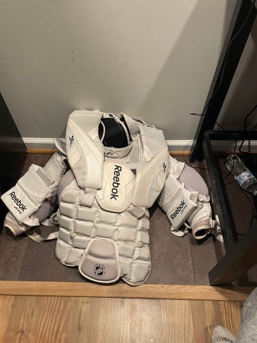 Used XL Reebok P5 Goalie Chest Protector