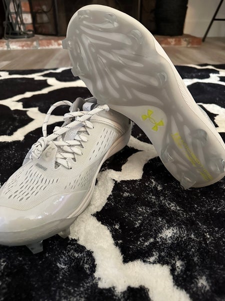 Armour Yard Low Under Armour Baseball Cleats White White Men's