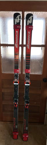 NORDICA GS SKIS
