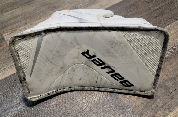 Used Regular Bauer X900 Blocker