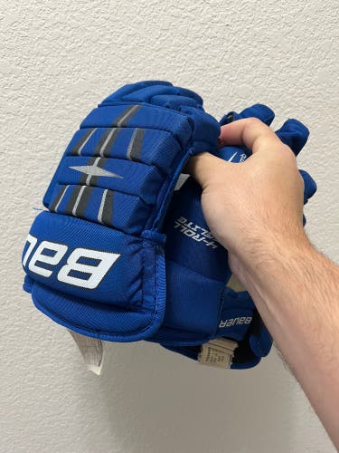 Bauer Elite Hockey Gloves Senior Blue