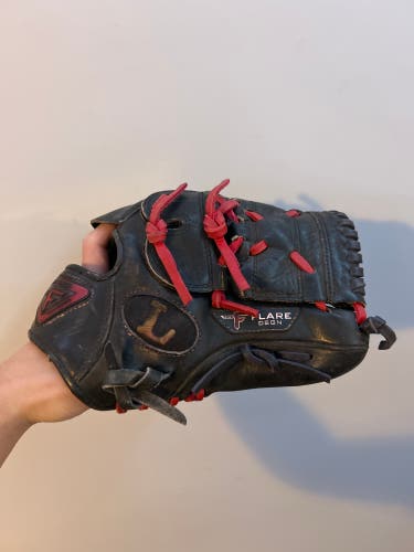 RARE Louisville Slugger Flare Two-Piece 11.75 Glove