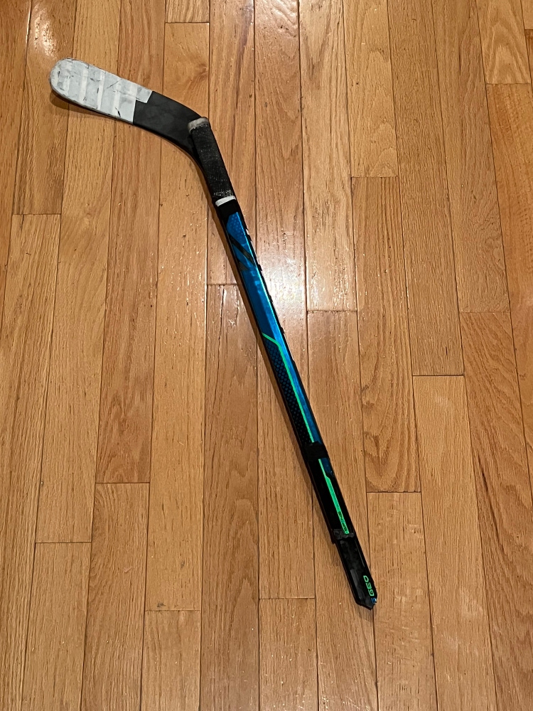 Senior Left Hand P88 Nexus Geo Hockey Stick