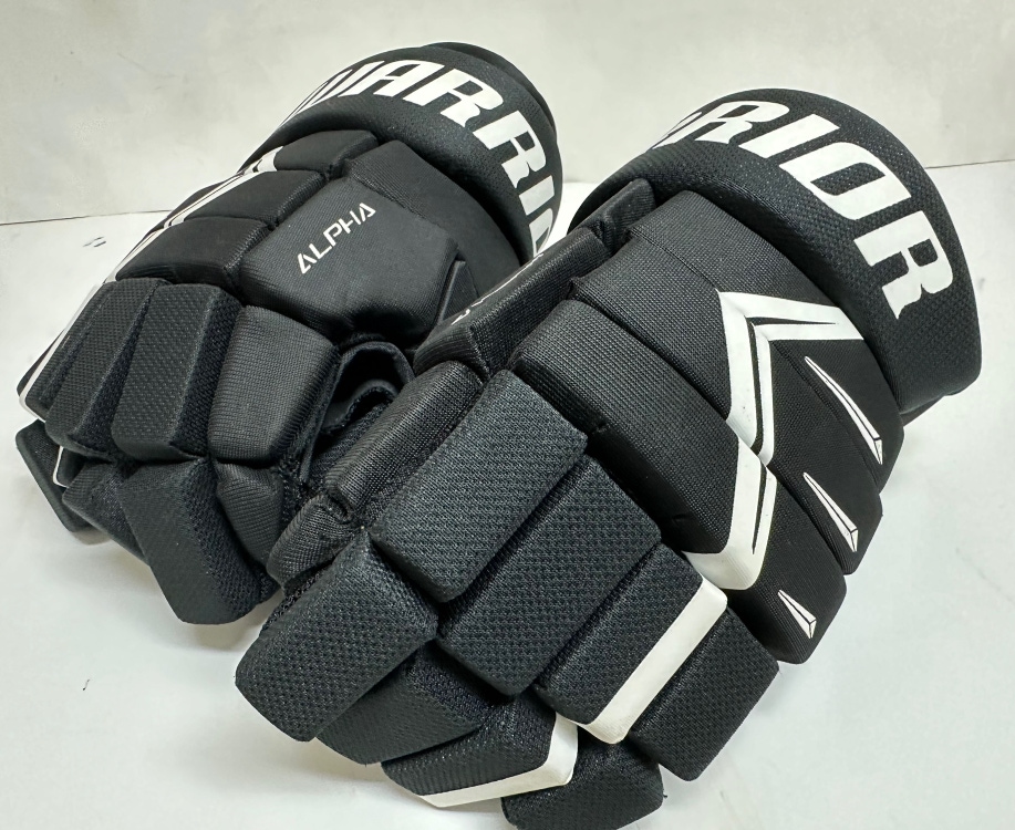 Warrior alpha DX5 Gloves Right 15”, Left 13”