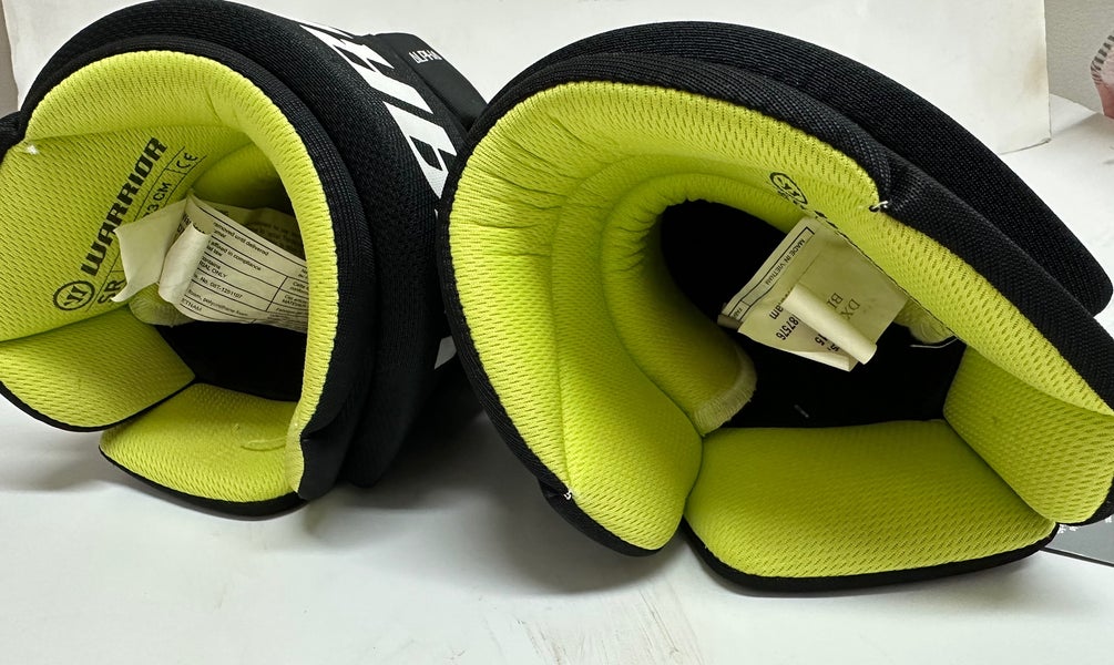 Warrior alpha DX5 Gloves Right 15”, Left 13”