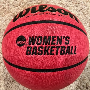 Wilson NCAA-Caitlin Clark-Solutions Indoor Game Basketball-New-Sz 6- 28.5 - WBB Logo-March Madness