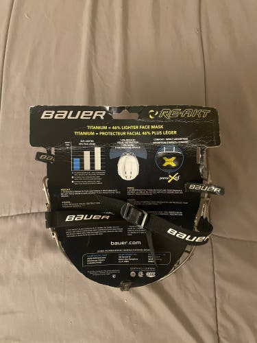 Medium Bauer Full Cage Re-Akt Cage