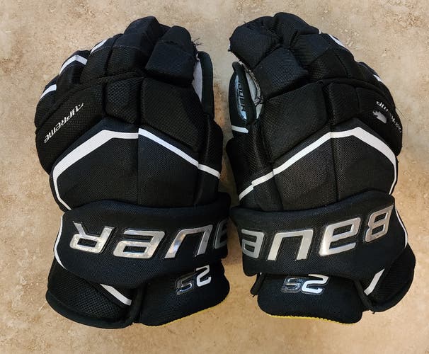Used Bauer Supreme 2S Gloves 13"