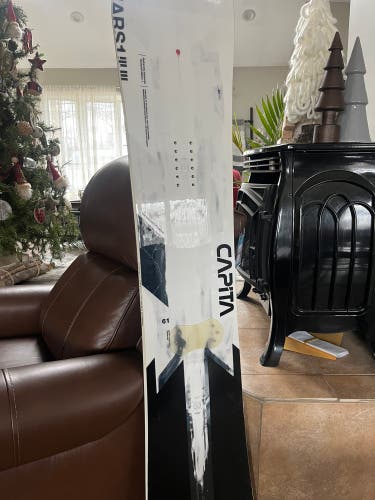 New CAPiTA Mercury Snowboard All Mountain Medium Flex Directional Twin - Used Once