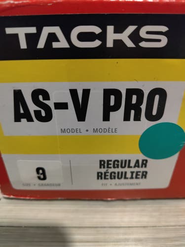 New Senior CCM AS-V Pro Hockey Skates Regular Width 9