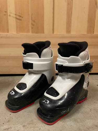 Kid's Dalbello CX1 Ski Boots