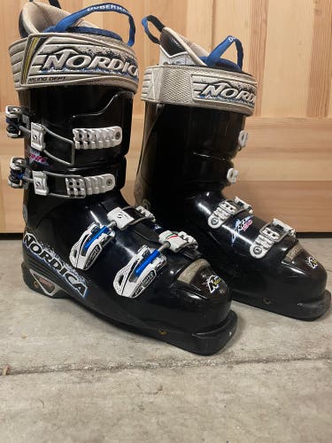 Used Nordica Stiff Flex Dobermann Ski Boots