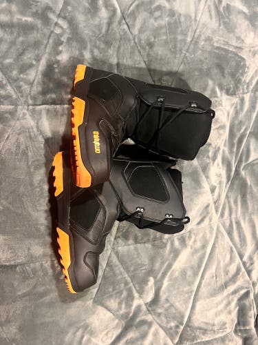 Unisex Size 13 (Women's 14)  All Mountain Snowboard Boots