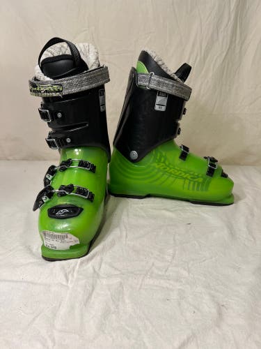 Used   Patron Team Ski Boots