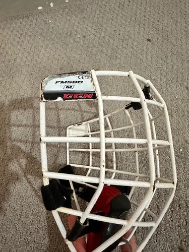 Used Medium CCM FM580 Full Cage