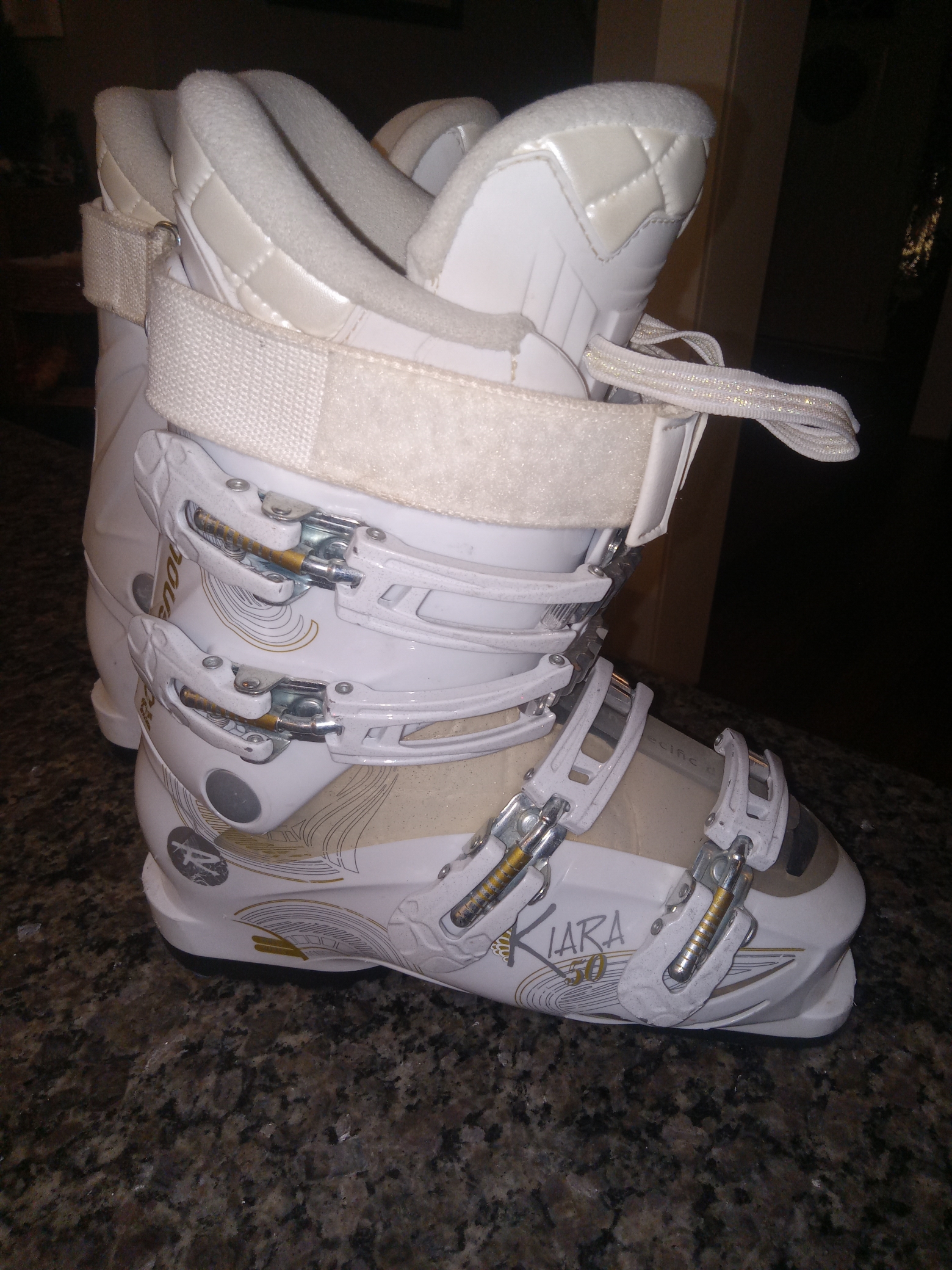 Used Women's Rossignol All Mountain Kelia Sensor 50 Ski Boots Soft Flex