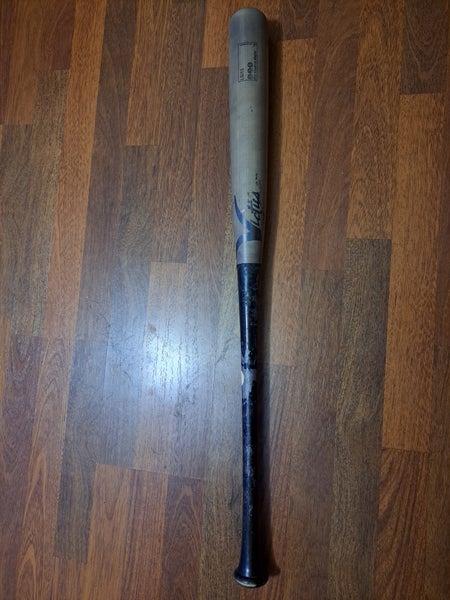Used 2023 Victus Maple Pro Reserve Maple LSi13 Bat (-3) 30.5 oz 33.5"